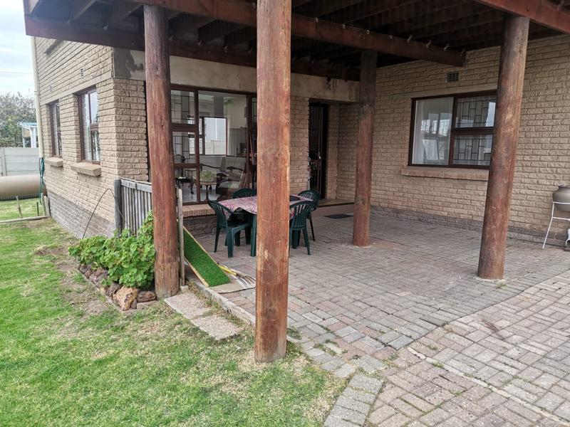 To Let 2 Bedroom Property for Rent in Hartenbos Western Cape